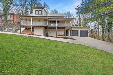 Lake Home For Sale in Piney Flats, Tennessee