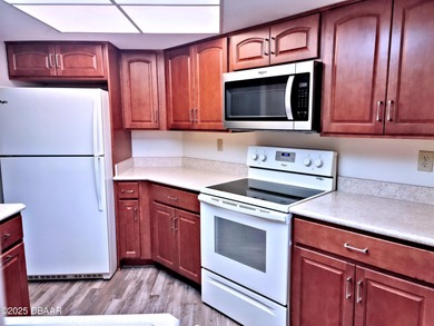 Deeply discounted price on this updated condominia awaiting the - photo 24