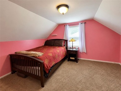 Welcome home to this 4 bdrm well-maintained home offering - photo 26