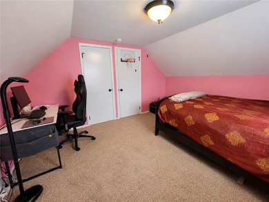 Welcome home to this 4 bdrm well-maintained home offering - photo 27