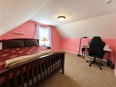 Welcome home to this 4 bdrm well-maintained home offering - photo 28