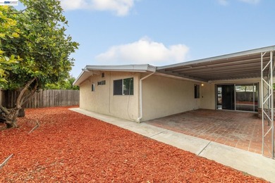 A beautifully maintained 4-bedroom, 2-bathroom home located in - photo 29