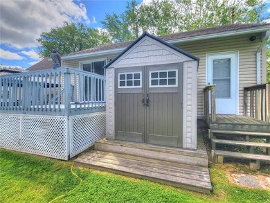 Welcome home to this 4 bdrm well-maintained home offering - photo 30