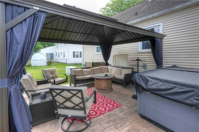 Welcome home to this 4 bdrm well-maintained home offering - photo 35