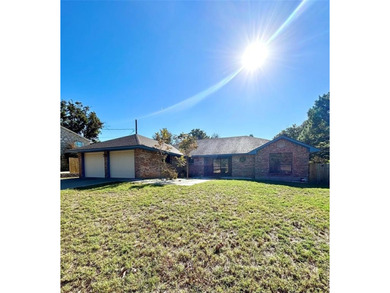 Lake Home For Sale in Granbury, Texas