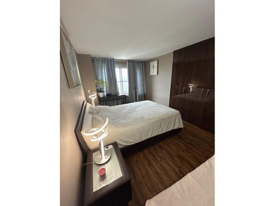 Welcome to Brightwater Tower.
Beautiful 2 bedroom, 1bath condo