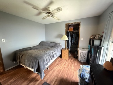 Welcome to this spacious 3 bedroom, 2 bath home in the desirable - photo 7