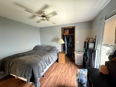 Welcome to this spacious 3 bedroom, 2 bath home in the desirable - photo 8