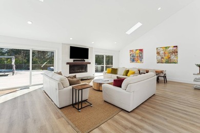 Fully renovated 4-bedroom, 4-bath home set on 2.3 private acres - photo 9