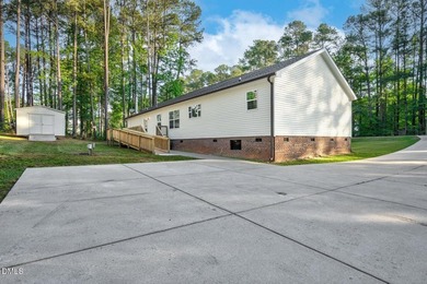 Need space without sacrificing affordability? This sprawling 2 - photo 36