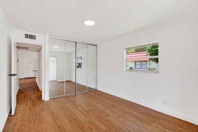 JUST RENOVATED & MOVE-IN READY VILLA, BREATHTAKING GOLF COURSE - photo 38