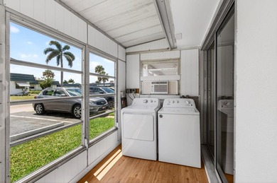 JUST RENOVATED & MOVE-IN READY VILLA, BREATHTAKING GOLF COURSE - photo 41