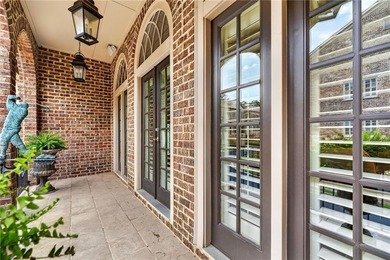 Luxury Townhome Living at Its Finest! Welcome to an exceptional - photo 4