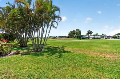 JUST RENOVATED & MOVE-IN READY VILLA, BREATHTAKING GOLF COURSE - photo 45