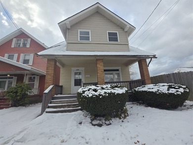 Lake Erie Home For Sale in Erie Pennsylvania