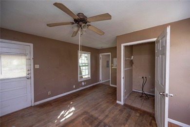 Cash buyers, bring your vision! This 1,056 sq. ft. (NCAD) - photo 11