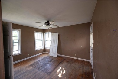 Cash buyers, bring your vision! This 1,056 sq. ft. (NCAD) - photo 12