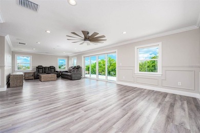 OWNER FINANCING AVAILABLE. Luxurious elevated waterfront living - photo 31