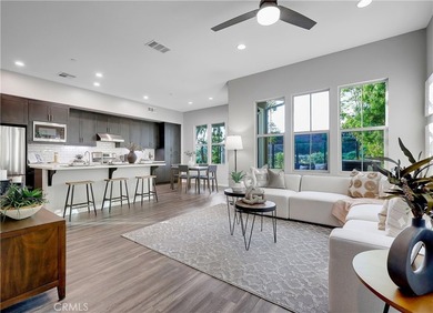 Stunning model perfect home, prized end lot location at the end - photo 4