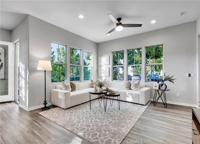 Stunning model perfect home, prized end lot location at the end - photo 8