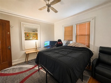 Calling all investors and owner-occupants! Don't miss this - photo 11