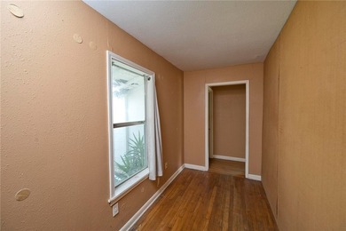 Cash buyers, bring your vision! This 1,238 sq. ft. fixer-upper - photo 13