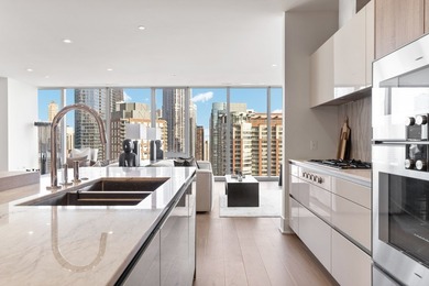 UNPARALLELED views from EVERY ROOM in this impeccably designed - photo 14