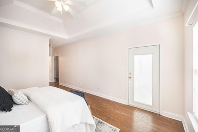 Welcome to comfortable, low maintenance living in Houston - photo 17
