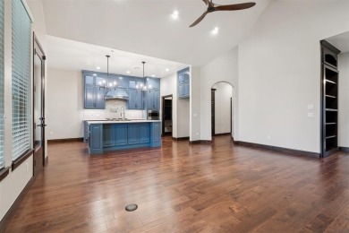 PRICED REDUCED!!! ALL ADA COMPLIANT!!! Beautiful home in Twin