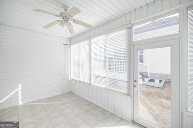 Welcome to comfortable, low maintenance living in Houston - photo 23