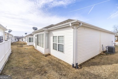 Welcome to comfortable, low maintenance living in Houston - photo 26
