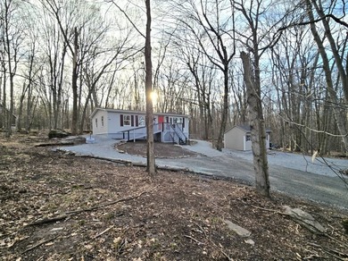 Welcome home to 65 Windsor Road with lots of curb appeal - photo 7