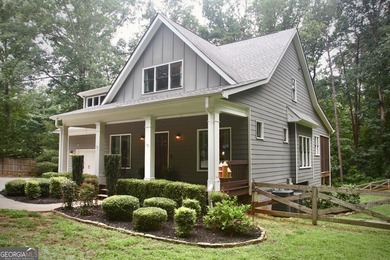 This beautiful home is a hidden gem! After coming through a long - photo 1