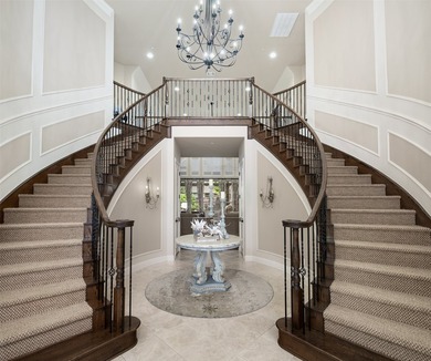 Welcome to this exceptional multigenerational home in the - photo 3
