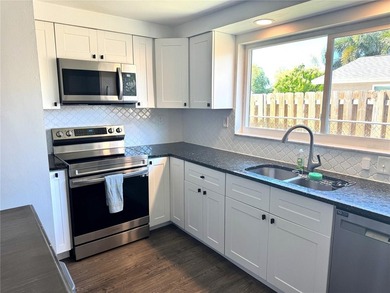 3 bedroom, 1 full bath remodeled charmer in Pasadena Estates - photo 8