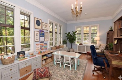 Beautifully Located on one of the most prestigious block in the - photo 12