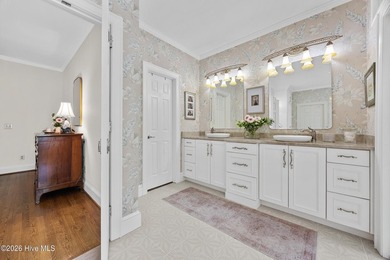 Welcome to this exceptional 5-bedroom, 3.5-bath Colonial - photo 18