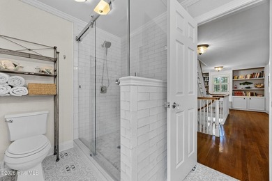 Welcome to this exceptional 5-bedroom, 3.5-bath Colonial - photo 23