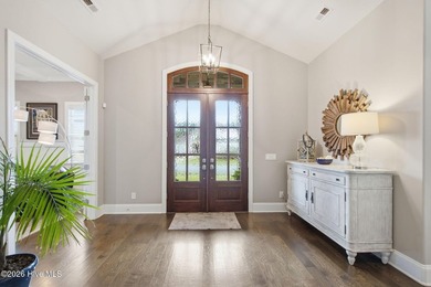 Experience exceptional luxury and timeless craftsmanship in this - photo 9