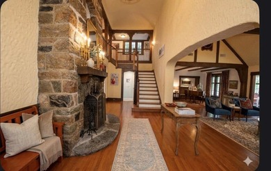 Beautifully Located on one of the most prestigious block in the - photo 40