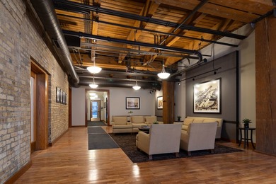 A spacious and airy two-bedroom plus den, two-bath true loft - photo 3