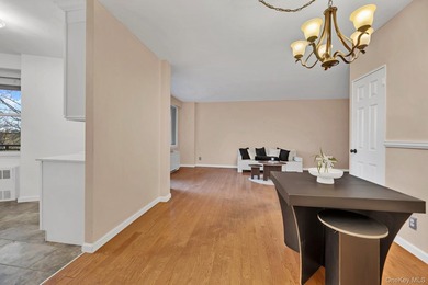 TRUE TWO BEDROOM ONE BATH HOME LOCATION IS EVERYTHING IN REAL - photo 1