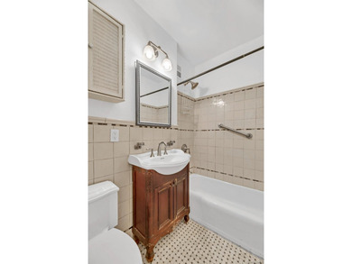TRUE TWO BEDROOM ONE BATH HOME LOCATION IS EVERYTHING IN REAL - photo 3