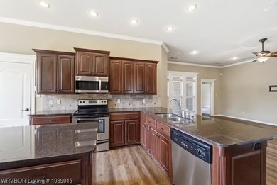 Love where you live! Welcome to this stunning 3 bed 2 bath home - photo 7