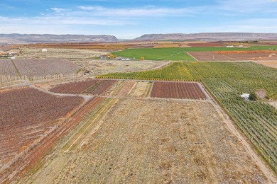MLS# 289021 Rare opportunity to own 51.41 acres of highly - photo 2