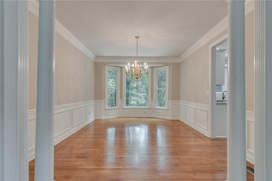 Welcome home to this beautifully maintained and newly painted - photo 13