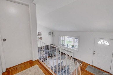 Welcome to this beautifully maintained 3-bedroom, 2-bath - photo 16