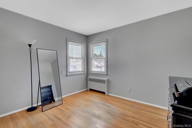 Welcome to this beautifully maintained 3-bedroom, 2-bath - photo 19