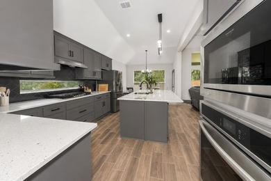 ? Stunning Like-New Home in Little Elm, TX next to lake ? A - photo 9