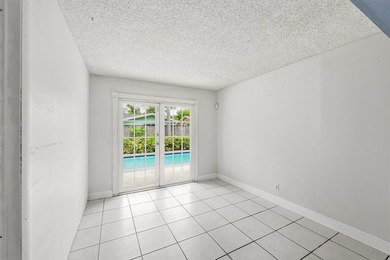 A NEW ROOF welcomes you into this charming pool home in - photo 20